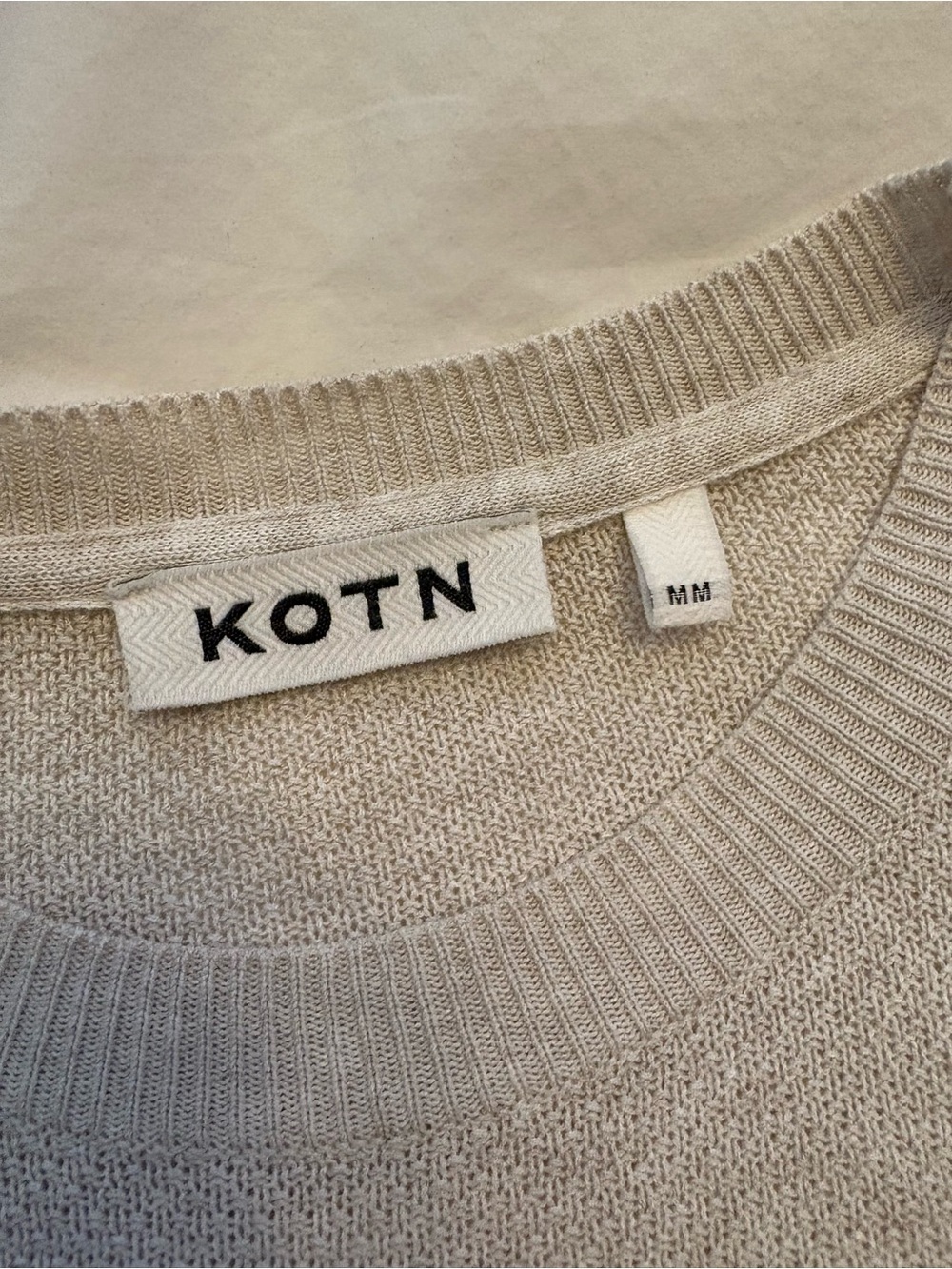 KOTN Women's Light Cream Crewneck Short-Sleeve Sweater - Picture 2 of 6